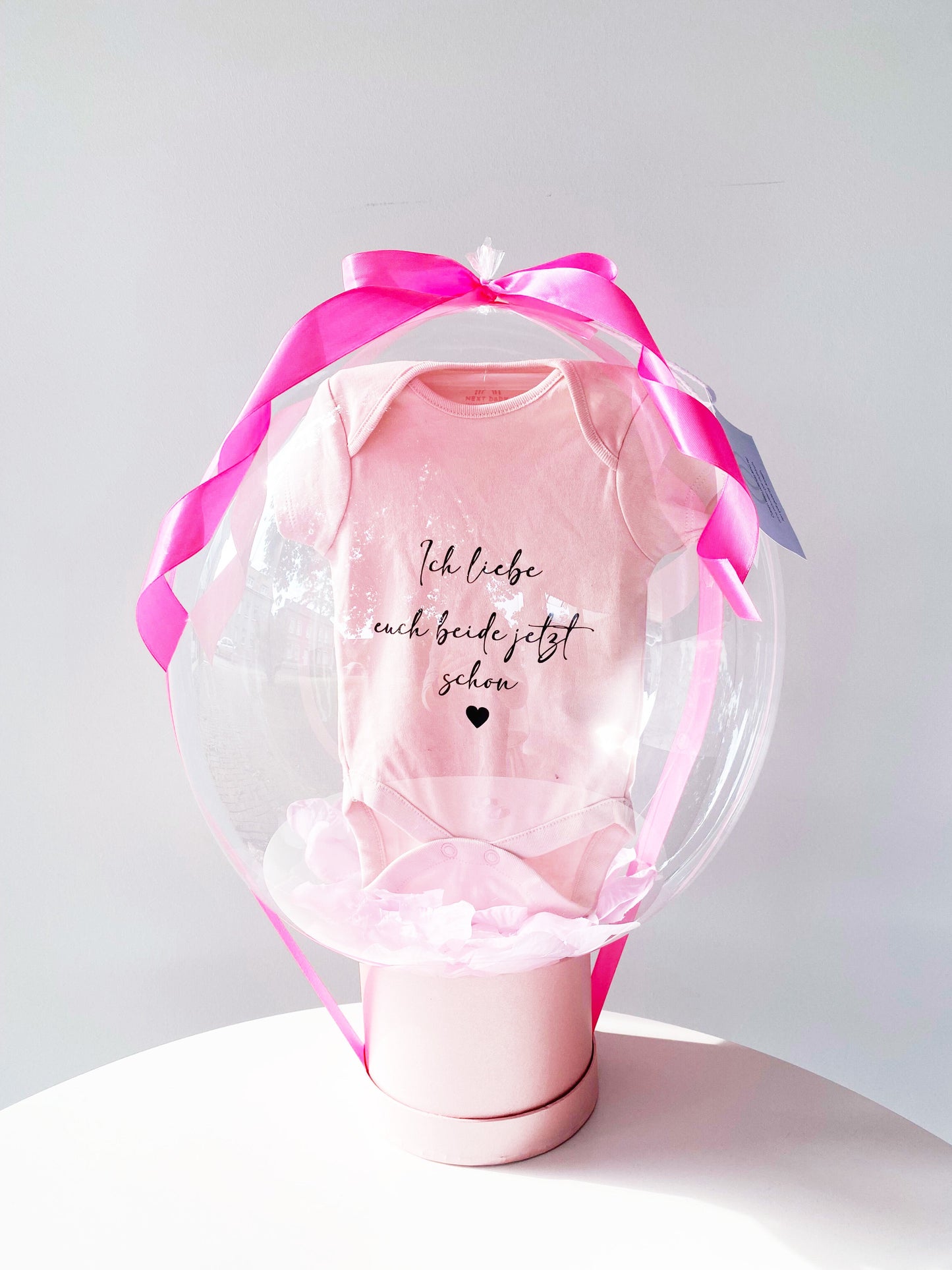 Baby Body Geschenk Luftballon personalisiert